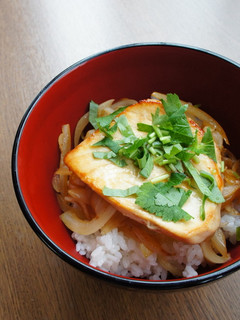 冷凍食品で、簡単かじき丼-レシピのメイン写真