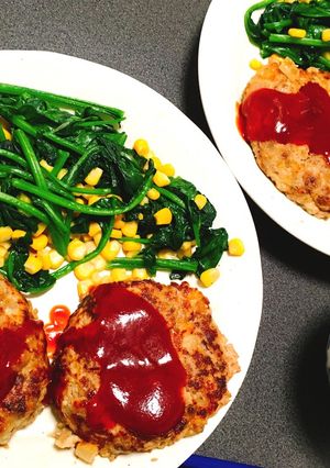 やわらかジューシーハンバーグ-レシピのメイン写真