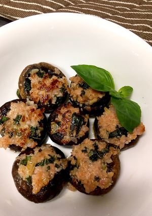 ブラウンマッシュルームの肉詰めバジル風味-レシピのメイン写真