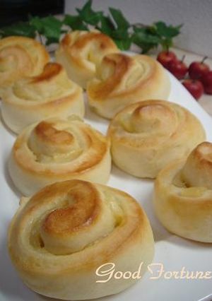 りんごカスタードパン-レシピのメイン写真