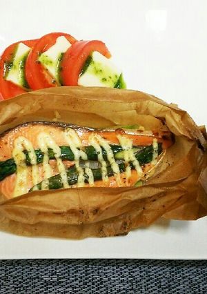 鮭と野菜のオーブンシート包み-レシピのメイン写真