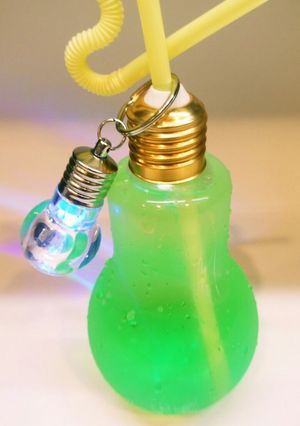 簡単＊節約＊本格的＊電球ソーダ＊かき氷味-レシピのメイン写真