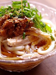 ごま油香る♩梅しそ冷やしうどん-レシピのメイン写真