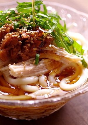 ごま油香る♩梅しそ冷やしうどん-レシピのメイン写真
