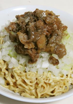 クリームチーズと牛すじの濃厚冷やし麺-レシピのメイン写真