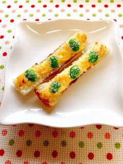 彩りちくわのマヨチーズ焼き〜お弁当にも♪-レシピのメイン写真