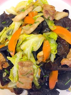 簡単な油不使用の豚肉とキクラゲ炒め-レシピのメイン写真