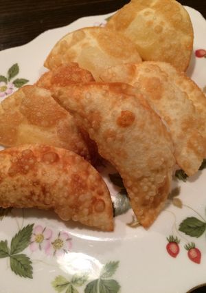 餃子の皮が余ったら♢チーズかりかり♢-レシピのメイン写真