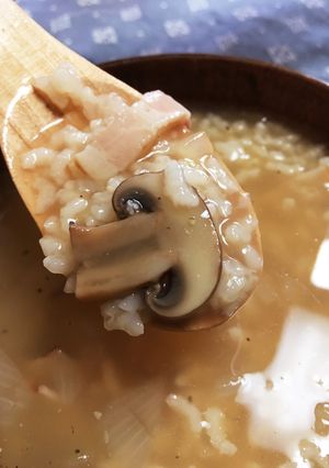 炊飯器で簡単ブラウンマッシュルームおかゆ-レシピのメイン写真