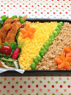 ラップで安心♪崩れないそぼろ弁当♪-レシピのメイン写真