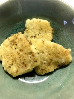 離乳食後期 しらすおかゆの卵黄おやき-レシピのメイン写真