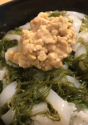 イカとめかぶのネバネバ丼-レシピのメイン写真