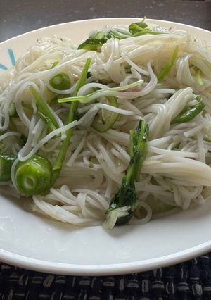 清涼感満点♪豆苗とオクラの和えそうめん-レシピのメイン写真