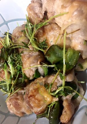 ピーマンと豆苗とチーズの肉巻き-レシピのメイン写真
