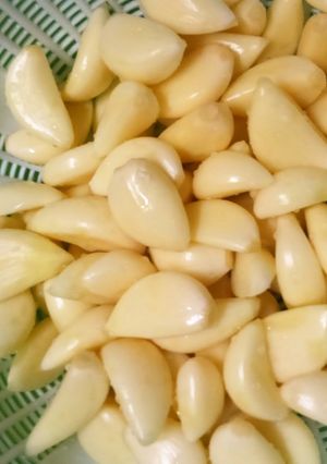 ニンニクの皮の簡単な剥き方-レシピのメイン写真