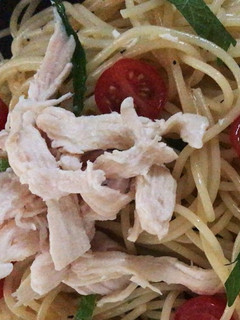 鶏とトマトとシソのさっぱり冷製☆夏パスタ-レシピのメイン写真