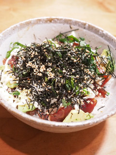 漬けマグロとアボカドのマヨマジック丼-レシピのメイン写真