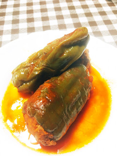 丸ごとピーマンの肉詰めトマト煮-レシピのメイン写真