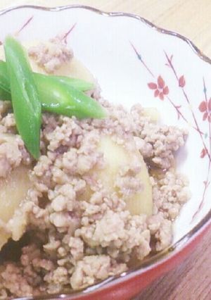 材料2つ♪ そぼろ肉じゃが-レシピのメイン写真