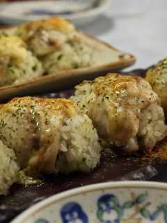 白身魚とチーズで洋風焼きおにぎり-レシピのメイン写真