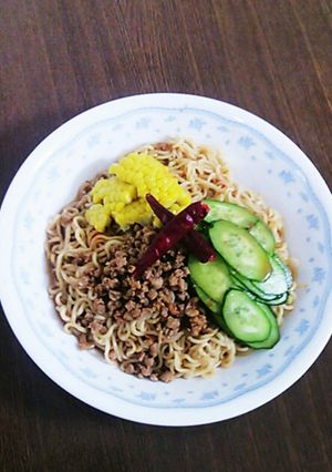ズボラな冷たい担々麺風冷しらーめん♪-レシピのメイン写真