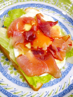 簡単!とろけるチーズエッグオープンサンド-レシピのメイン写真