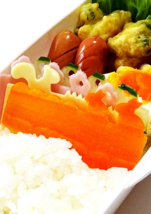 たべれるバランのお弁当～うさぎ・りす・花-レシピのメイン写真