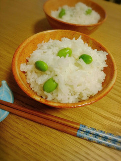 材料は枝豆と白米だけ♪シンプル枝豆ご飯。-レシピのメイン写真