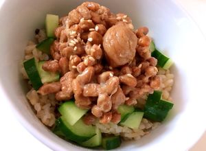 塩昆布玄米ご飯♡キュウリ納豆梅干し乗せ♡-レシピのメイン写真