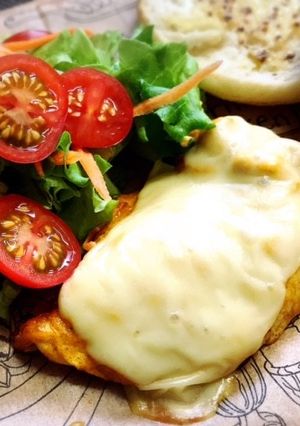 ☆鶏胸肉のカレーマヨ漬け焼きonチーズ☆-レシピのメイン写真