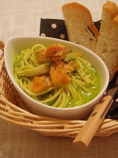 秋鮭とホウレンクリームパスタ-レシピのメイン写真