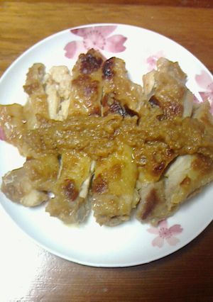 鶏もも肉焼きピーナッツバターで香ばしく-レシピのメイン写真