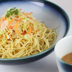 รูปของ ドレッシングで中華風パスタサラダ！