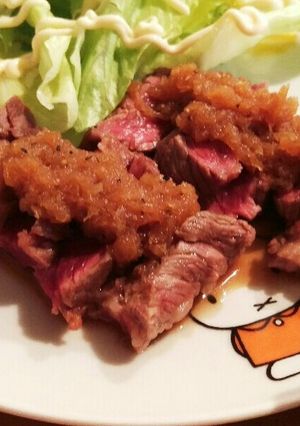 安いステーキ肉　柔らか和風ステーキ☆ミ-レシピのメイン写真