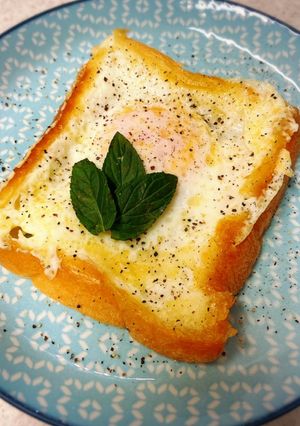 ☼フライパンで♪目玉焼入りくり抜き食パン-レシピのメイン写真