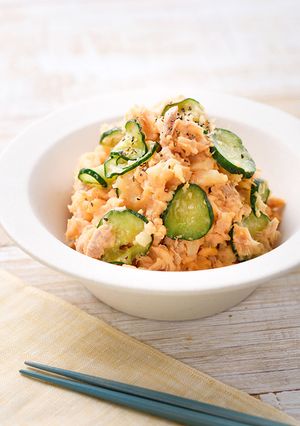 野菜ジュースで♪オレンジ色のポテトサラダ-レシピのメイン写真
