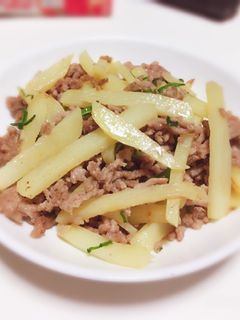 じゃがいもと豚ひき肉の炒め物-レシピのメイン写真