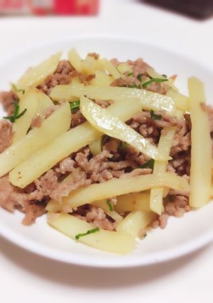 じゃがいもと豚ひき肉の炒め物-レシピのメイン写真