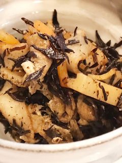 ヒジキと根菜、さつま揚げの炒り煮-レシピのメイン写真