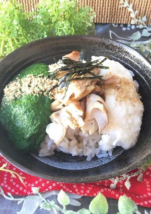 老化防止に♡モロヘイヤと山芋と焼き鯖の丼-レシピのメイン写真