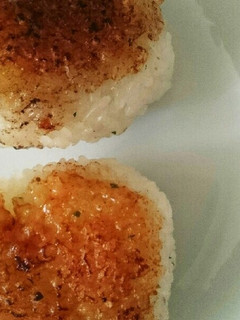 しょうゆマヨ焼きおにぎり-レシピのメイン写真