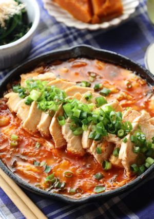 韓国風❤️ピリ辛鶏のキムチ煮込み-レシピのメイン写真