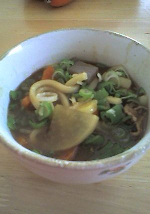 野菜たっぷりで食べるカレーうどん-レシピのメイン写真