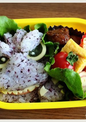 怪獣？恐竜？可愛めゴジラのキャラ弁＊＊-レシピのメイン写真