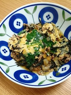 豚ひき肉とひじき玉ねぎの卵とじ-レシピのメイン写真