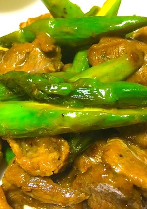 牛肉とアスパラのオイスターソース炒め-レシピのメイン写真