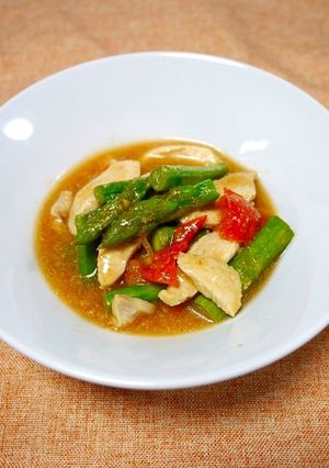 レンジで簡単！アスパラのオイスタトマト煮-レシピのメイン写真