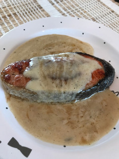 洋食屋風♡鮭ソテーのバタークリームソース-レシピのメイン写真