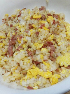 材料2つで超簡単!コンビーフハッシュ炒飯-レシピのメイン写真