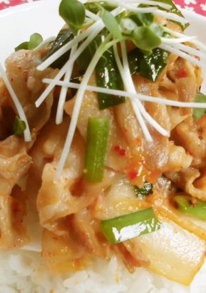 豚しゃぶ肉で♪シンプル豚キムチ丼！-レシピのメイン写真